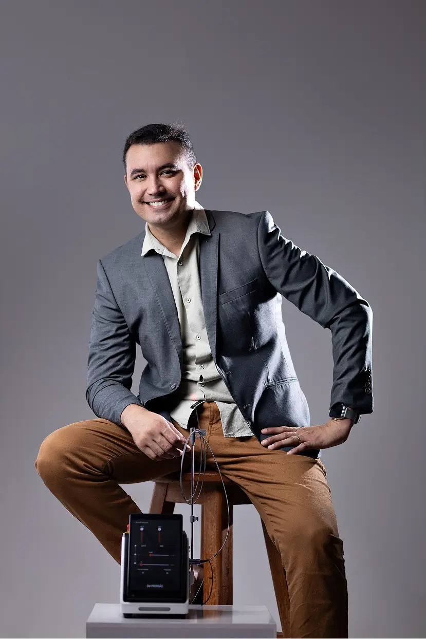 Retrato do Dr. Ronyval Carvalho